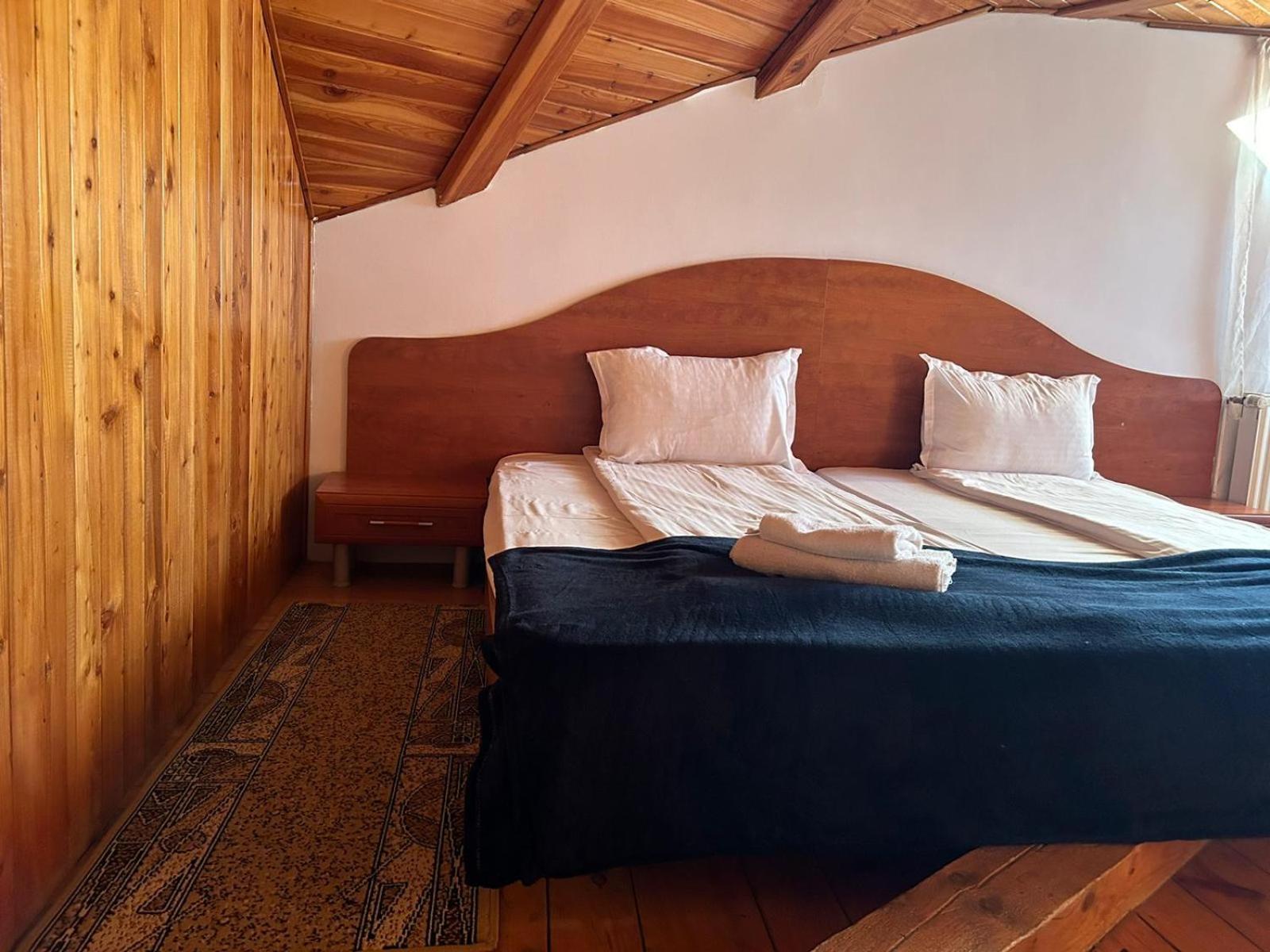Ambra Room'S Brasov Exterior photo