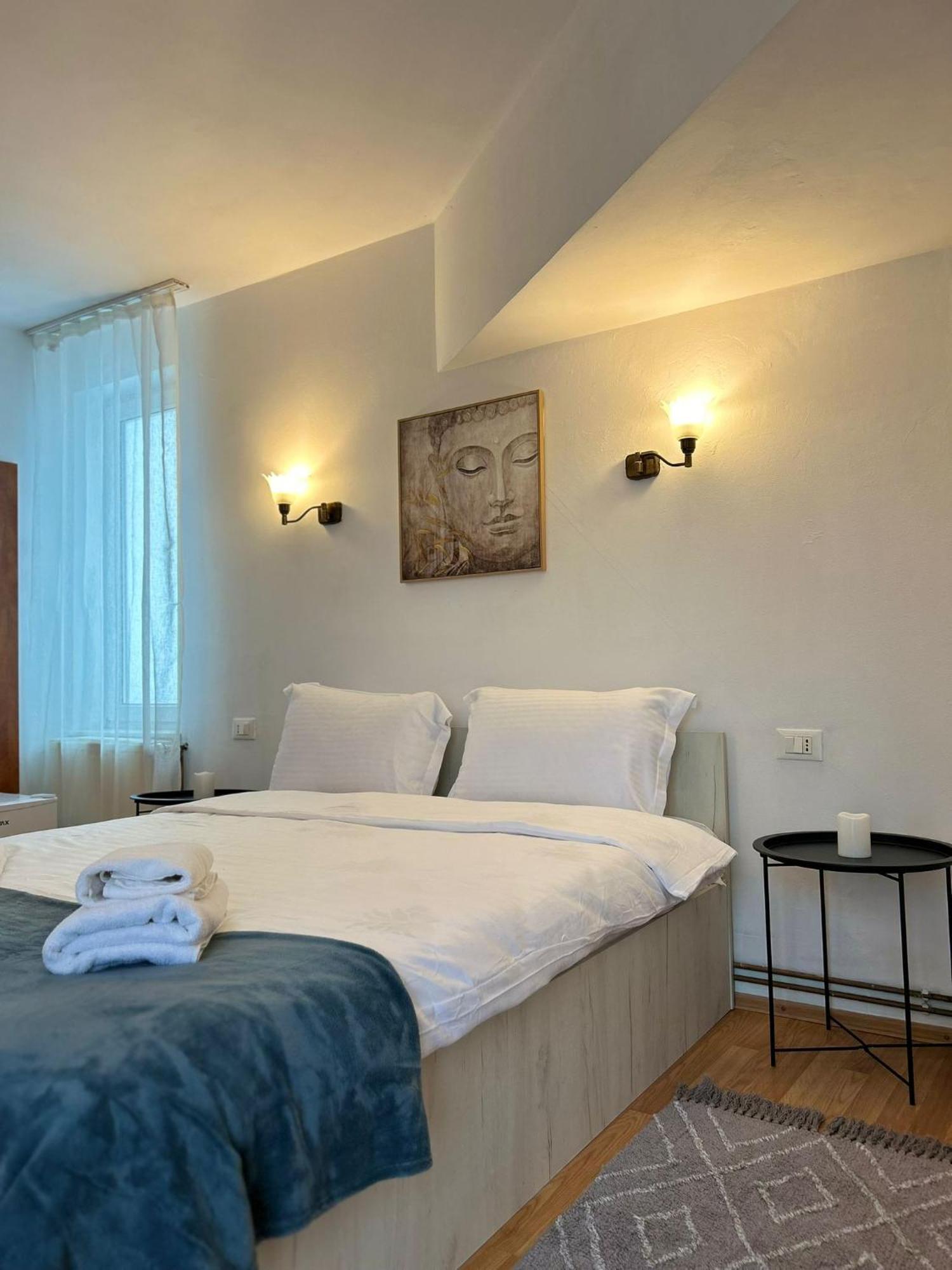 Ambra Room'S Brasov Exterior photo
